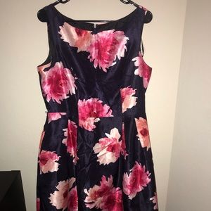 Jessica Howard Dress